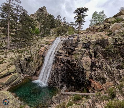 Les Bergeries Et Les Cascades De Radule En Corse