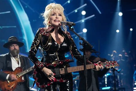 A joint project might finally feature the dolly parton husband 4