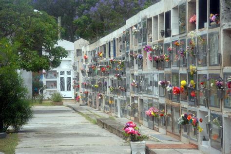 Misas Por Las Madres Difuntas En El Cementerio Municipal La Uni N Digital