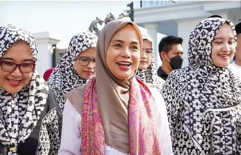 Momentum Hari Ibu Siti Atikoh Mengajak Perempuan Indonesia Melanjutkan