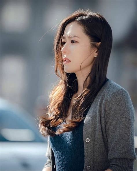 Son Ye Jin Single Major Memoir Stills Gallery