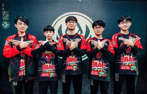 MSI 2022 Saigon Buffalo thành công tiến vào top 6 LMHT Việt dần quay