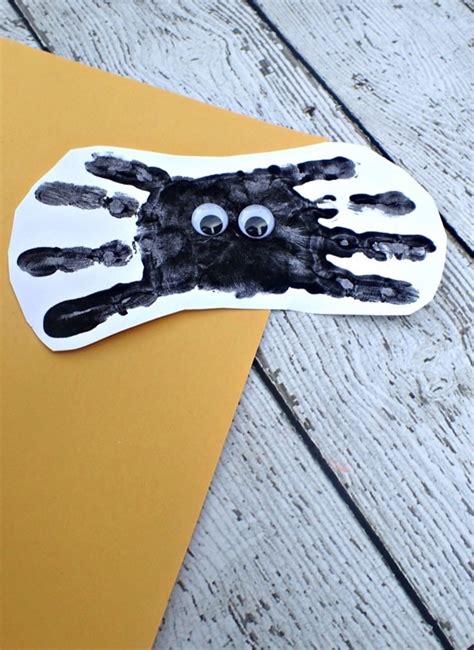 Halloween Handprint Spider Craft Celeb Baby Laundry