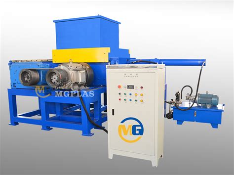 Coupler Type Plastic Pipe Shredder With Movable Hopper High Efficiency