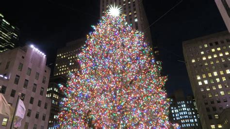 The First Rockefeller Center Christmas Tree Appeared Nearly 100 Years Ago