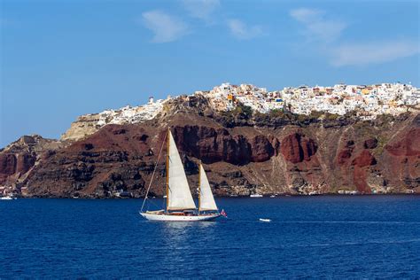 Santorini The Best Things To Do In The Greek Island