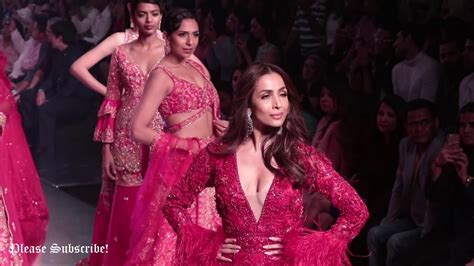 Malaika Arora Hot Dress Fashion Show 2019 Youtube