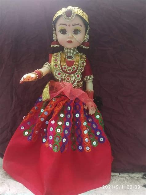 Pin By Ratna Kamala On Dolls In Indian Dress Disney Disney Princess