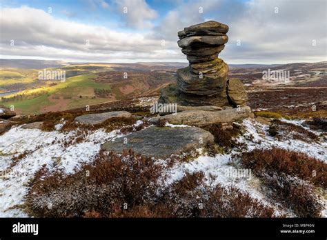 The Salt Cellar, Derwent Edge, Peak District National Park Derbyshire ...