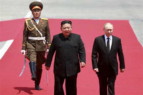 Treffen In Nordkorea Putin Und Kim Jong Un Unterzeichnen Vertrag