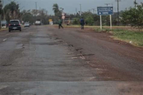 Trecho de 9 5 km da Avenida Duque de Caxias começa a receber reformas