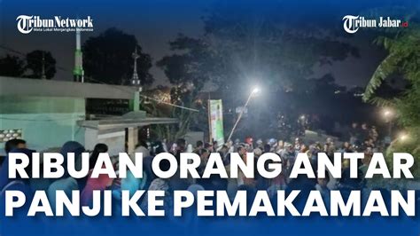 Seribuan Orang Iringi Pemakaman Panji Aktivis Garut Yang Meninggal