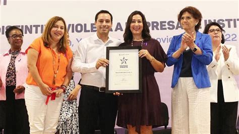 Entregan Distintivos Violeta A Empresas Para Prevenir La La Violencia