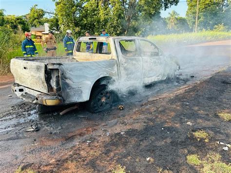 Caminhonete Furtada Em Nova Santa Rosa Encontrada Incendiada No