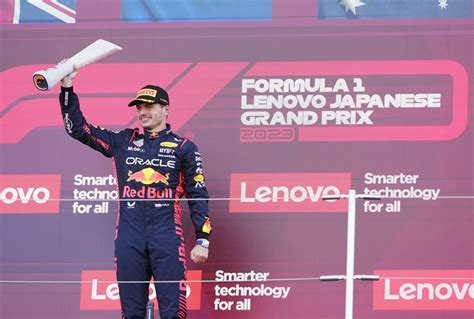 Verstappen gana en Japón Sainz quinto y Alonso octavo