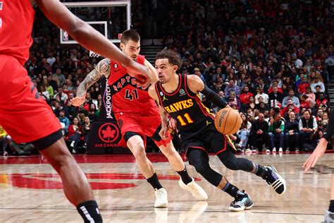 Hawks Win In Toronto 114 103 Photo Gallery