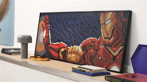 LEGO Art sets combine for bigger images