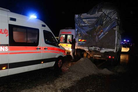 Yolcu Otob S Kamyona T M H Z Yla Arpt Sonu Felaket Gaziantep In