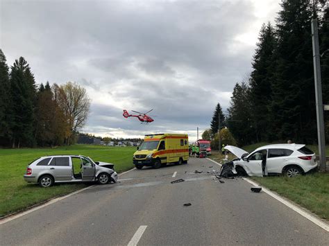 Neo1 Mein Radio Zwei Verletzte Nach Frontalkollision In Huttwil