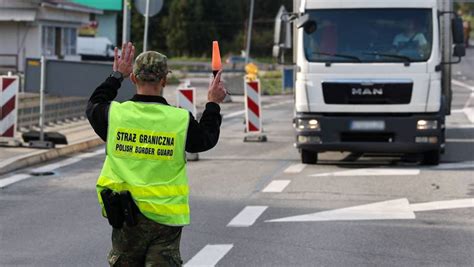 Tymczasowe kontrole graniczne na granicy polsko słowackiej przedłużone