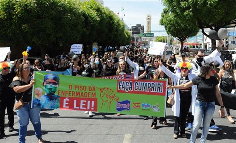 Protesto Da Enfermagem Re Ne Dezenas De Profissionais E Paralisa Centro