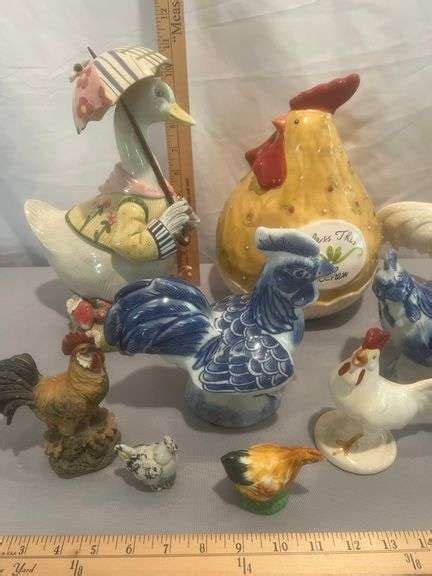 Collection Of Ceramic Hens And Roosters Sherwood Auctions