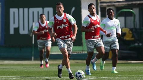 Palmeiras Renova Contrato De Crias Da Academia