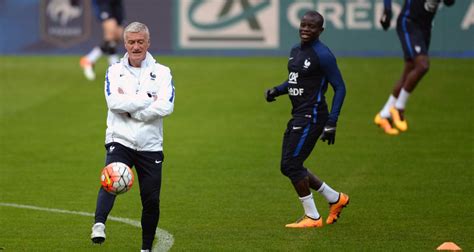 Quipe De France Deschamps N A Pas Tir Une Croix Sur Kant Et Pogba