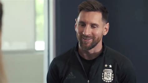 La Peor Entrevista A Leo Messi Pocho Lavezzi Video Original Youtube