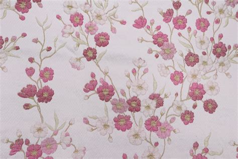 1 13 Yards Kimono Floral Matelasse Upholstery Fabric In Blossom