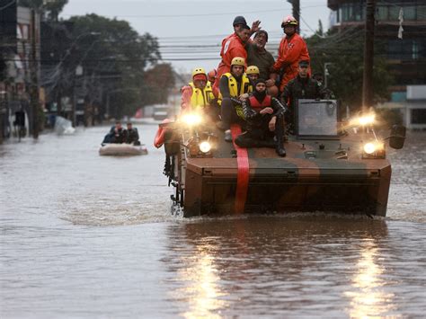 Vuelven Las Lluvias Y Se Dispara La Cifra De Evacuados Por Las