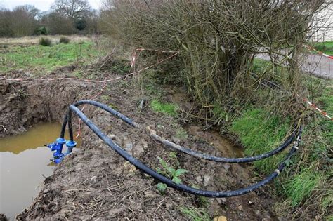 Les Habitants De Ce Petit Village De La Manche Priv S Deau Potable