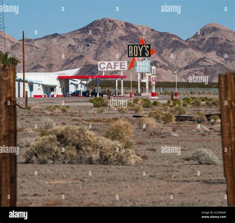 Roys Gas Station Route 66 Hi Res Stock Photography And Images Alamy