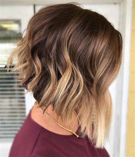 20 Photos Feathered Golden Brown Bob Hairstyles