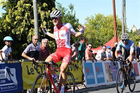 Cyclisme Un Plateau De Choix Dimanche Chasseneuil Charente Libre Fr