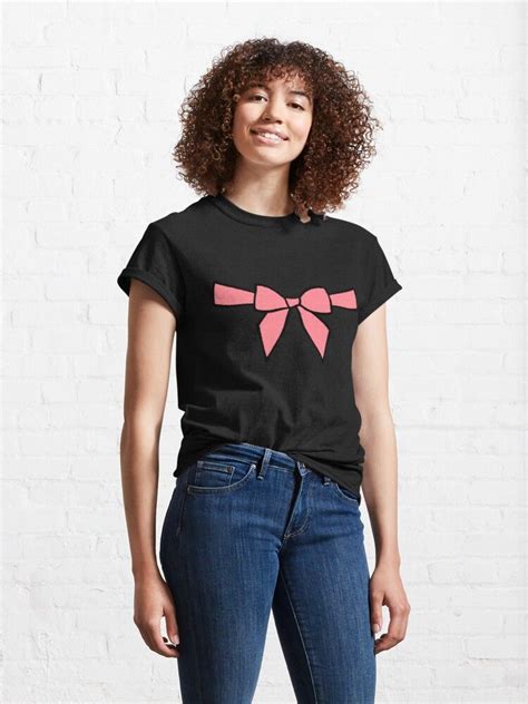 I Wear Pink Ribbon Classic T Shirt By Sundayshapes Wear Pink Classic