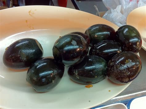 sing for ya dinner: Century Egg