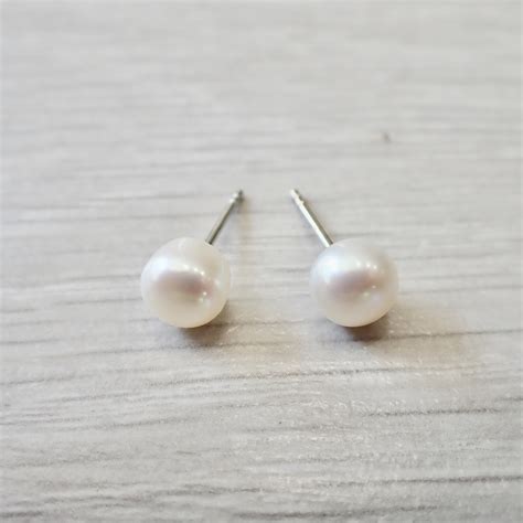 Pearl Stud Earrings Stylish Freshwater Pearl Studs - Flutterby Jewellery