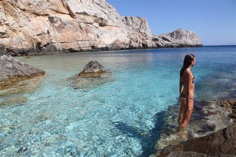 Desde Milopotas Crucero panorámico de snorkel por la isla de Ios