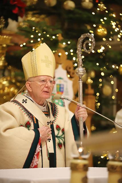 Abp Marek J Draszewski Podczas Pasterski W Lud Mierzu Musimy Broni