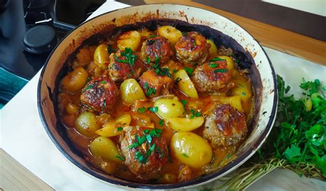 Ragoût de Pommes de Terre aux Boulettes de Viande Hachée Recettes