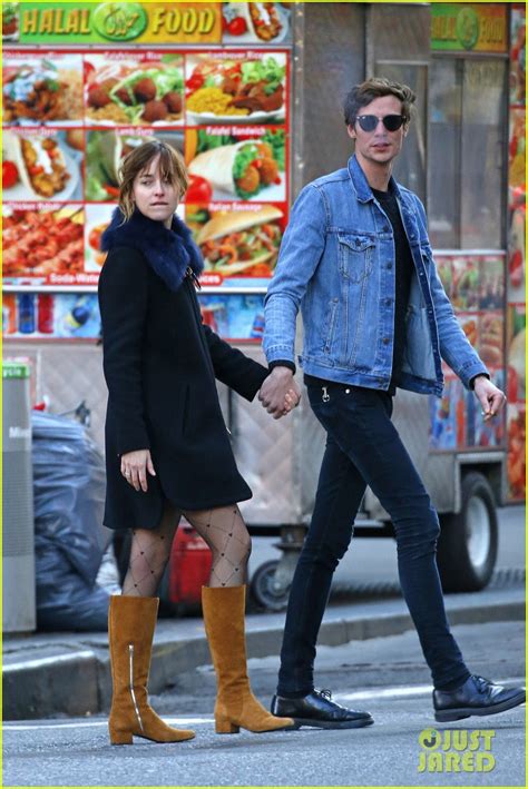 Dakota Johnson & Boyfriend Matthew Hitt Hold Hands in NYC: Photo 3486420 | Dakota Johnson Photos ...