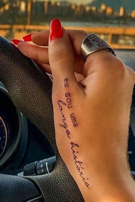 Tatuagens De Frases Para Mulheres Inspiradoras 10 Exemplos