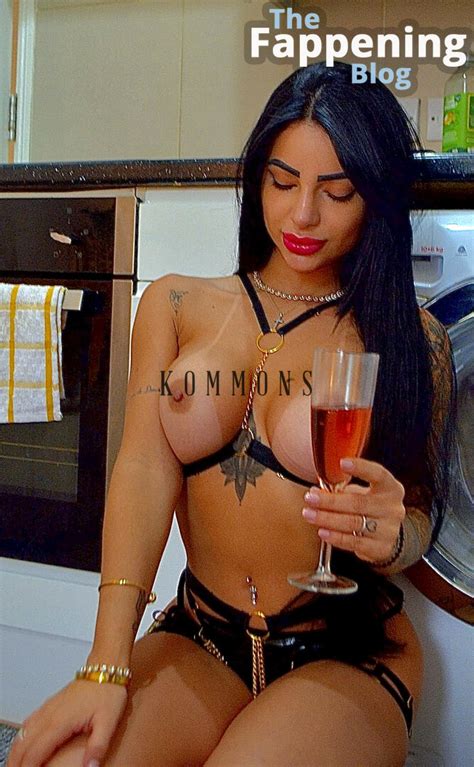 Danielle Vieira Danivifree Deevie Nude Leaks OnlyFans Photo