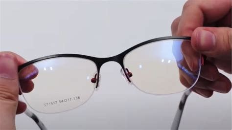 How Do You Replace Eyeglass Lenses Eyeglass Lens Replacement And More Rx Blogs Blog