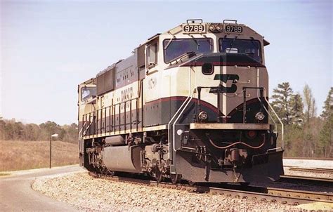 Bnsf Sd70mac 9789 Bnsf Southbound Coal Train Staged At Rai Flickr