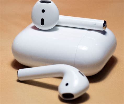 how to fix airpods volume