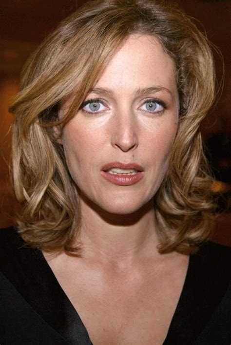 Gillian Anderson She Was Beautiful Redheads Famous People Flawless