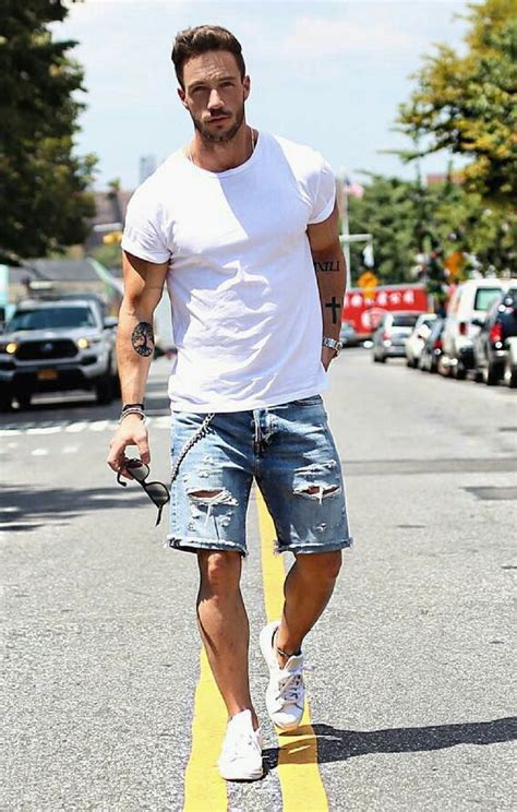 5 Coolest White T Shirt Outfit Ideas For Men Lifestyle By Ps