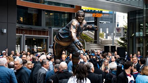 Dale Hawerchuk Statue Unveiled By Winnipeg Jets Citynews Winnipeg